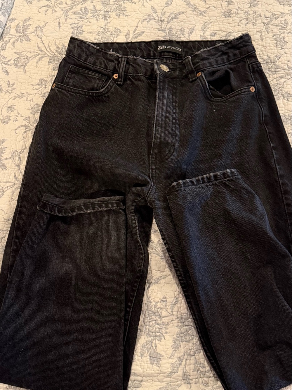 Zara Black Straight-Fit Jeans